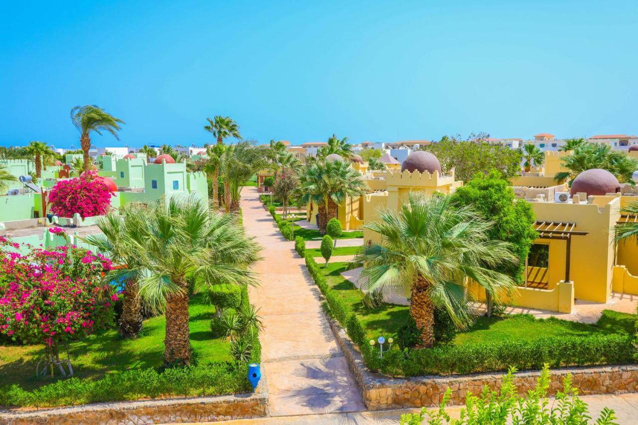 Lilly Land Resort Chalets Hurghada Exterior foto